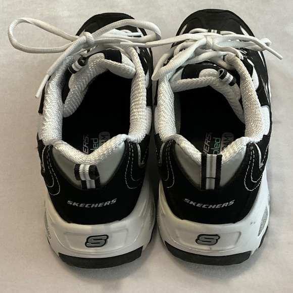 Skechers D'Lites Black & White Sneakers size 9 - Picture 2 of 9